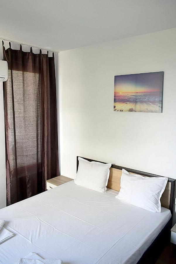 Flora Beach Burgas Exterior foto